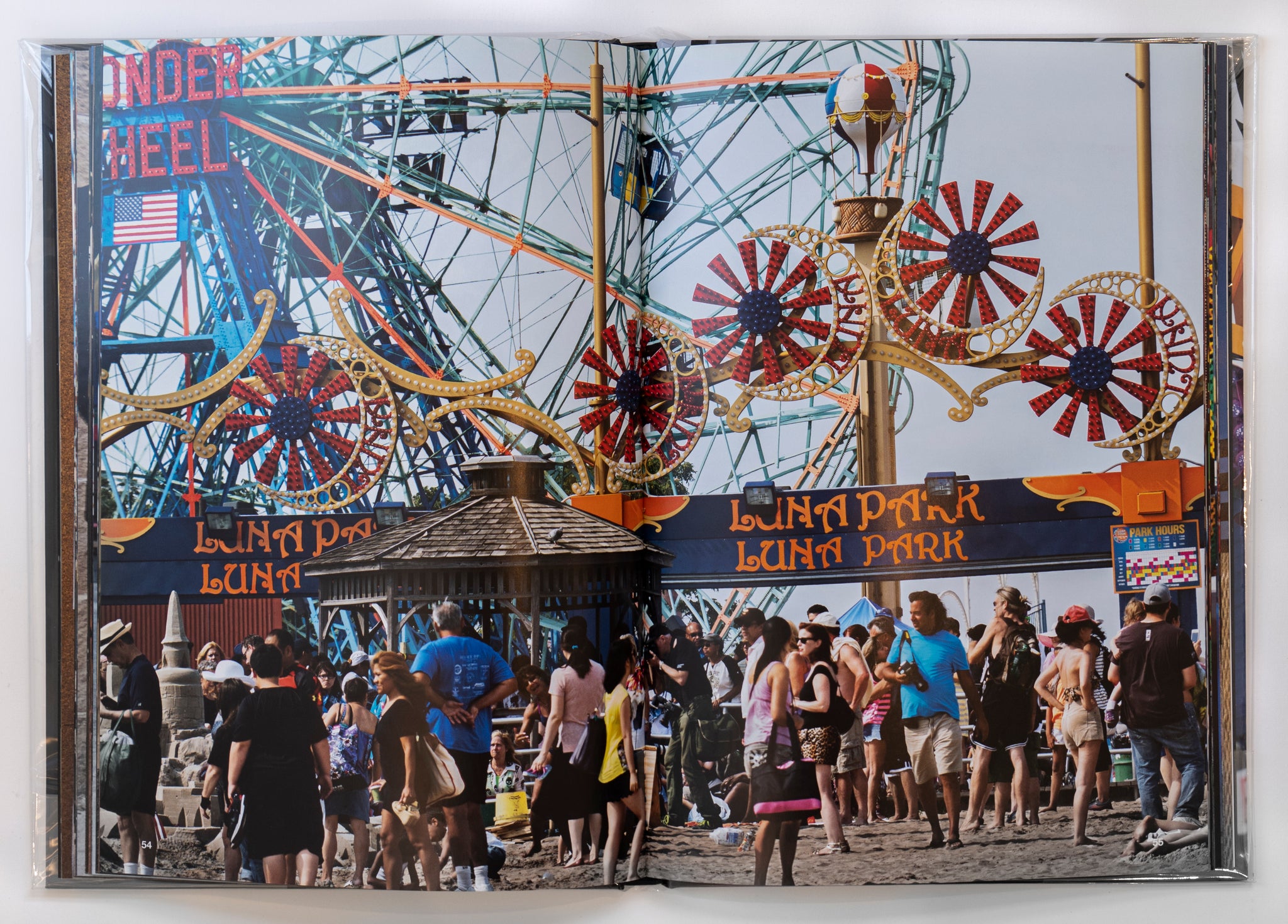 WILLIAM KLEIN : BROOKLYN + KLEIN – 28 Vignon Street