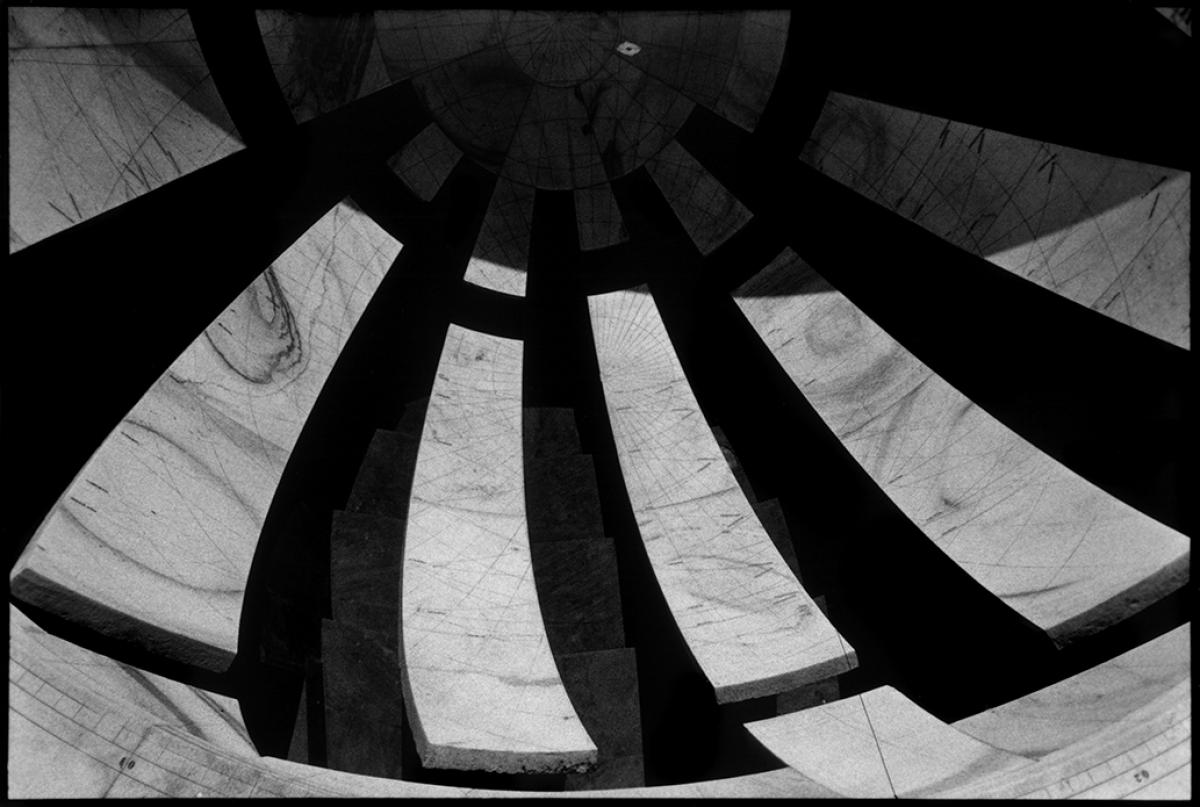 Simon Chaput: Jantar Mantar 90 – 28 Vignon Street